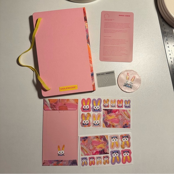 Moleskine Limited Edition Rabbit Large Notebook - Picture 3 of 5